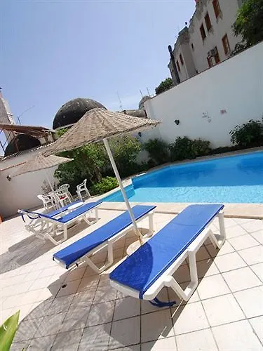 Akdeniz Apart Hotel Kusadasi